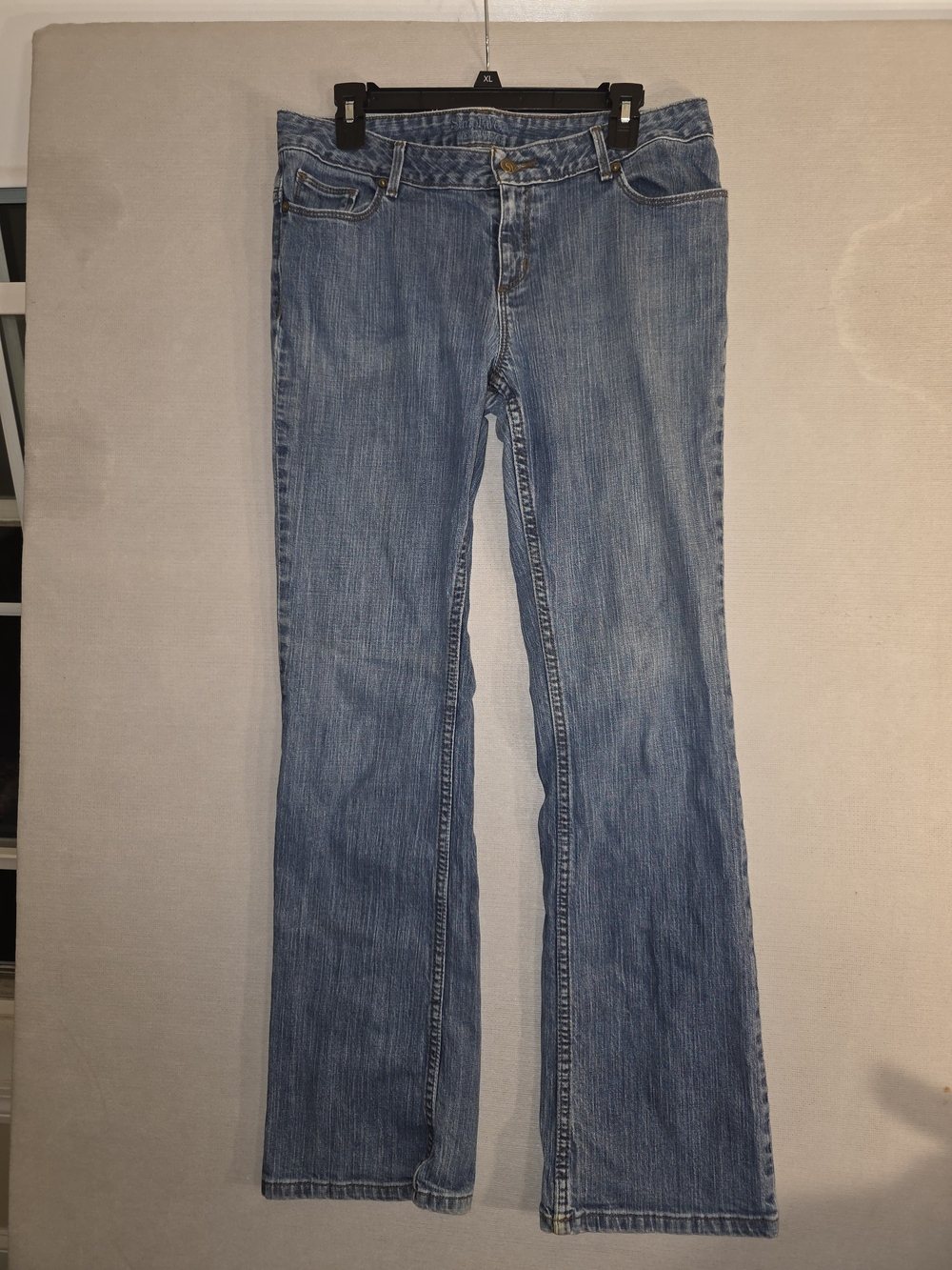 Women’s Simply Vera Mid Rise Medium Wash Bootcut Jeans